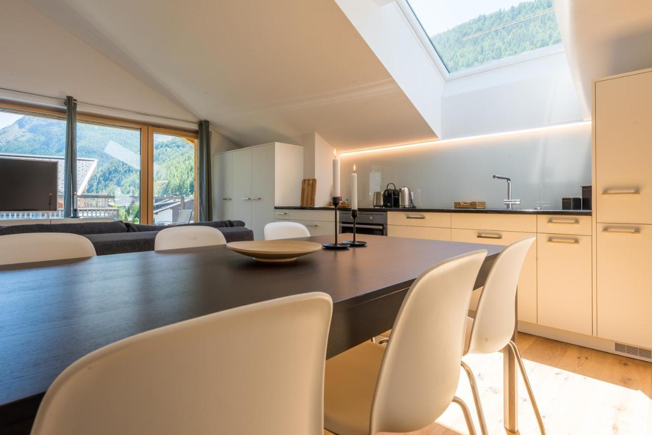 Montela Apartments - Haus C Saas-Grund Esterno foto