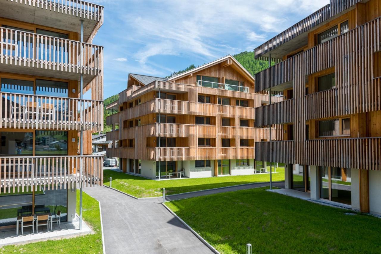 Montela Apartments - Haus C Saas-Grund Esterno foto